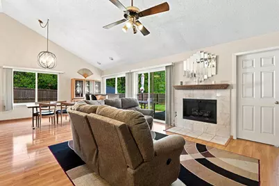 326 Homewood Drive, Bolingbrook, IL 60440 - Photo 13