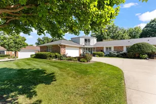 3812 Fields S Ct, Champaign, IL 61822 - Photo 3