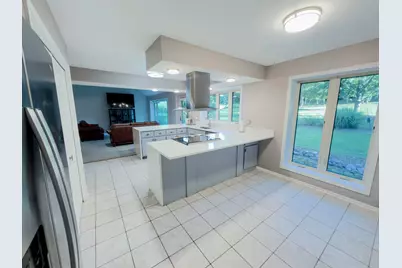 37W271 Weld Road, Elgin, IL 60124 - Photo 11