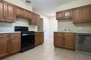 180 E Northwest Hwy, Des Plaines, IL 60016 - Photo 5