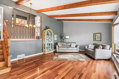 1058 Seymour Avenue, Des Plaines, IL 60016 - Photo 5