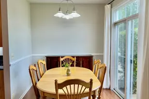 1903 Cobblestone Dr, Carpentersville, IL 60110 - Photo 13
