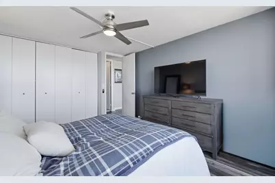 655 W Irving Park Road #3404, Chicago, IL 60613 - Photo 15