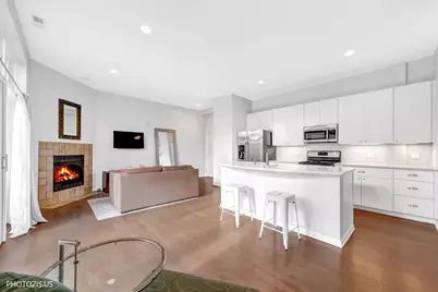 2251 W St Paul Avenue #3C, Chicago, IL 60647 - Photo 7