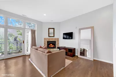 2251 W St Paul Avenue #3C, Chicago, IL 60647 - Photo 5