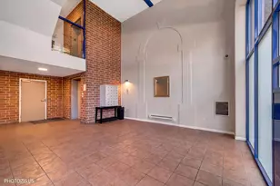 2251 W St Paul Ave, Chicago, IL 60647 - Photo 27