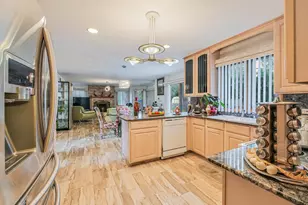 1212 Grove Ave, Addison, IL 60101 - Photo 13