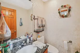1212 Grove Ave, Addison, IL 60101 - Photo 17