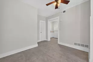 110 W 3rd St, Belvidere, IL 61008 - Photo 23