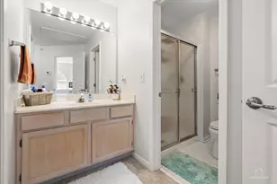 1139 E Cambria Ln N, Lombard, IL 60148 - Photo 15