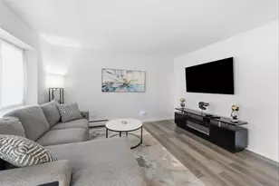 535 S Cleveland Ave, Arlington Heights, IL 60005 - Photo 7