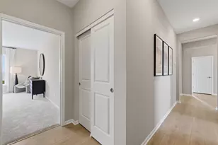 1104 Rebecca Ct, Libertyville, IL 60048 - Photo 17