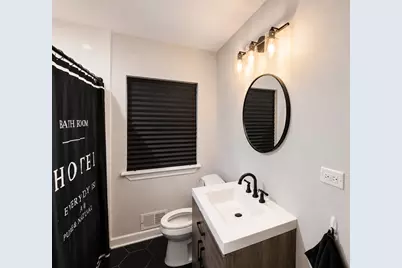 12520 S Yale Avenue, Chicago, IL 60628 - Photo 9