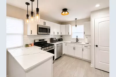 12520 S Yale Avenue, Chicago, IL 60628 - Photo 3