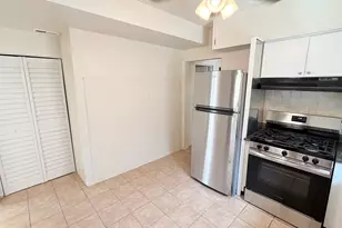 5706 N Maplewood Ave, Chicago, IL 60659 - Photo 3