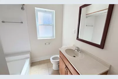 5706 N Maplewood Avenue #1, Chicago, IL 60659 - Photo 11