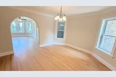 5706 N Maplewood Avenue #1, Chicago, IL 60659 - Photo 5