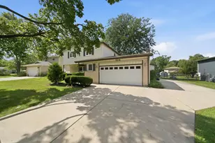 524 Hingham Ln, Schaumburg, IL 60193 - Photo 3