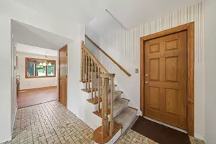 524 Hingham Ln, Schaumburg, IL 60193 - Photo 5