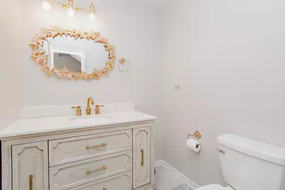 2846 W Touhy Avenue #H, Chicago, IL 60645 - Photo 7