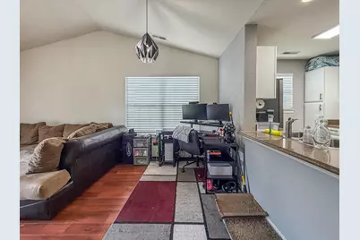711 Newton Drive, Champaign, IL 61822 - Photo 9