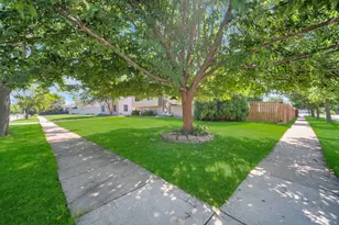 7016 Lewis & Clark Dr, Plainfield, IL 60586 - Photo 5