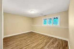 1669 Barberry Cir, Freeport, IL 61032 - Photo 45