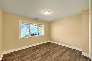 1669 Barberry Cir, Freeport, IL 61032 - Photo 39
