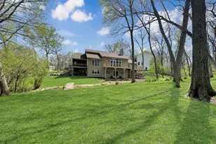 1669 Barberry Cir, Freeport, IL 61032 - Photo 47