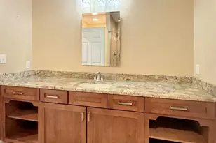 1669 Barberry Cir, Freeport, IL 61032 - Photo 43