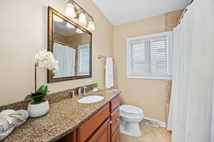 519 Byron Ct, Wheaton, IL 60187 - Photo 15