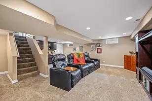 519 Byron Ct, Wheaton, IL 60187 - Photo 17