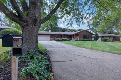 1112 Prestwick Parkway, Rockford, IL 61107 - Photo 3