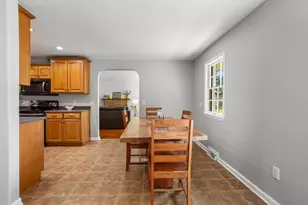 1107 Foothill Dr, Champaign, IL 61821 - Photo 15