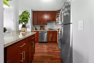 5445 N Sheridan Rd, Chicago, IL 60640 - Photo 11