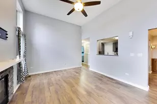 317 E Tall Oaks Ln, Itasca, IL 60143 - Photo 5