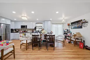 9342 S 76th Ave, Hickory Hills, IL 60457 - Photo 15