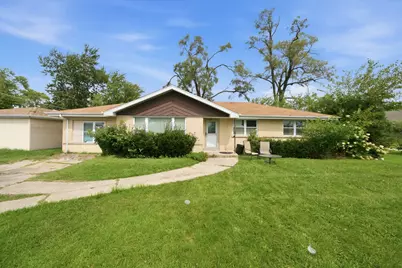 9342 S 76th Avenue, Hickory Hills, IL 60457 - Photo 1