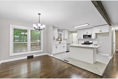 671 W Saint Aubin Drive, Addison, IL 60101 - Photo 5