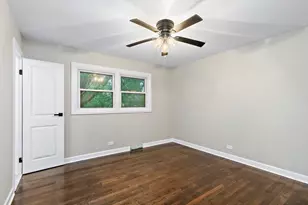 671 W St Aubin Dr, Addison, IL 60101 - Photo 13