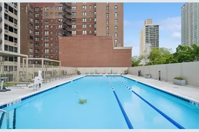 555 W Cornelia Avenue #403, Chicago, IL 60657 - Photo 13
