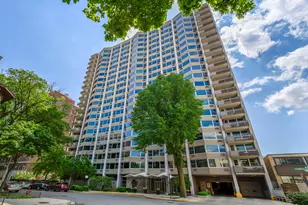555 W Cornelia Ave, Chicago, IL 60657 - Photo 1