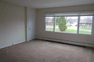 28W625 Lester St, West Chicago, IL 60185 - Photo 11