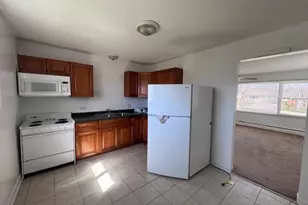 28W625 Lester St, West Chicago, IL 60185 - Photo 5