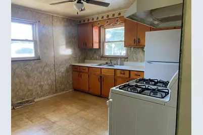 1610 N Sterling Street, Streator, IL 61364 - Photo 5