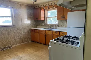 1610 N Sterling St, Streator, IL 61364 - Photo 5