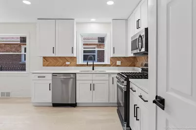 12334 S Loomis Street, Calumet Park, IL 60827 - Photo 7