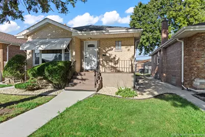 12334 S Loomis Street, Calumet Park, IL 60827 - Photo 1