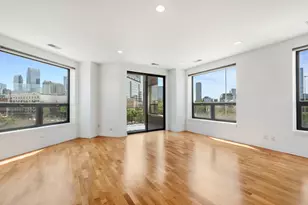 859 W Erie St, Chicago, IL 60642 - Photo 3