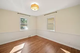 361 Bryant Ave, Glen Ellyn, IL 60137 - Photo 13